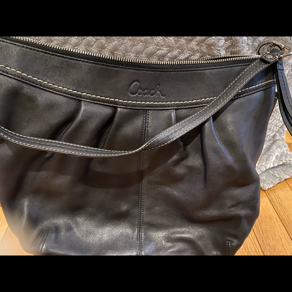 Coach black leather shoulder bag
